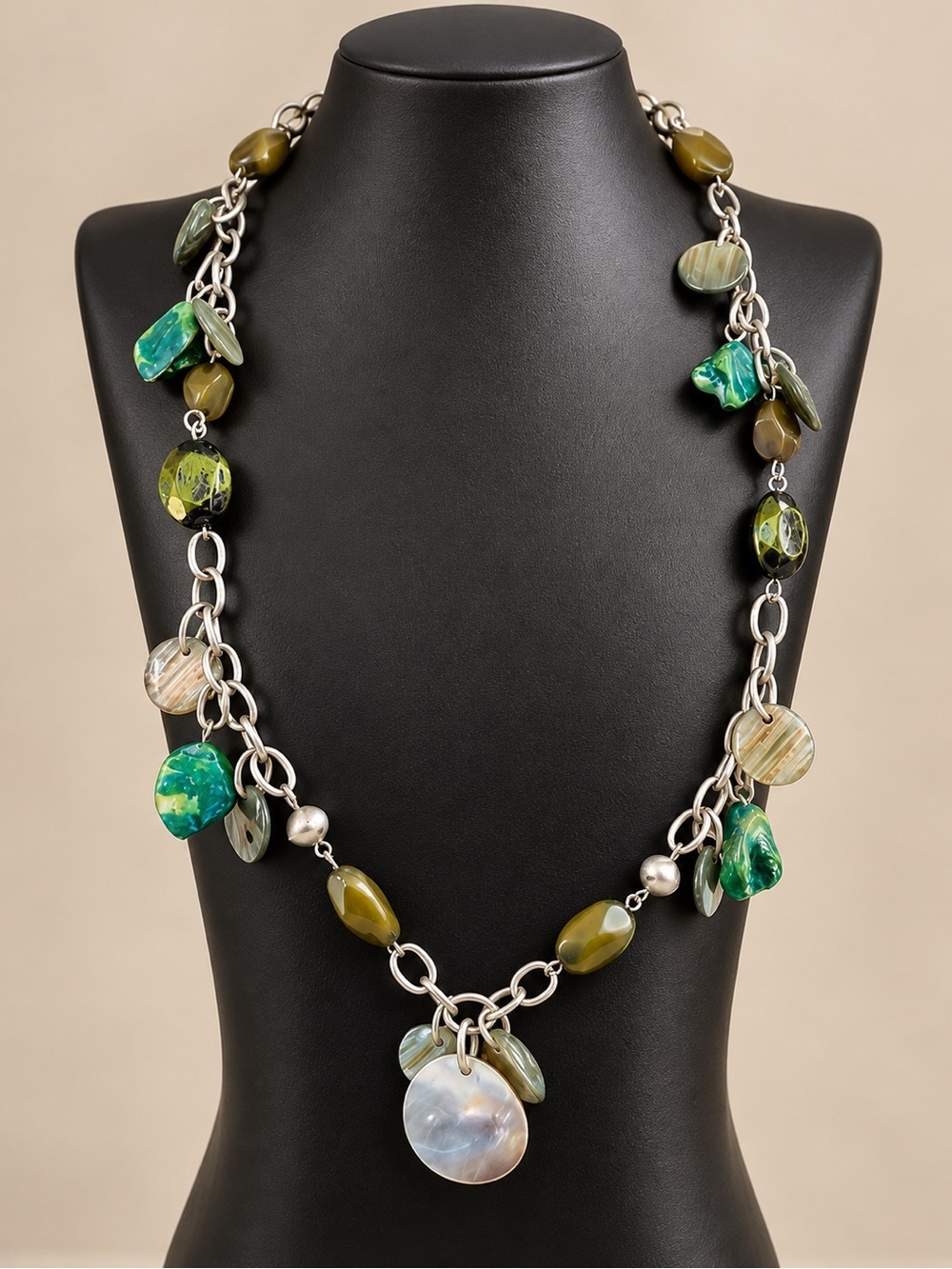 Vintage Iridescent Shell Chunk Necklace Green White Oyster Mother of Pearl Chain